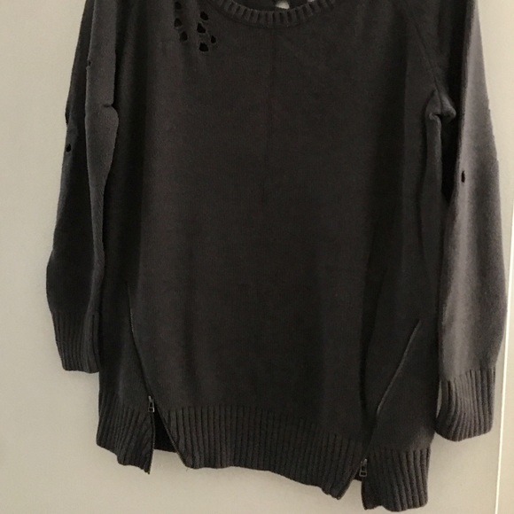 Torrid - Picture 2 of 3